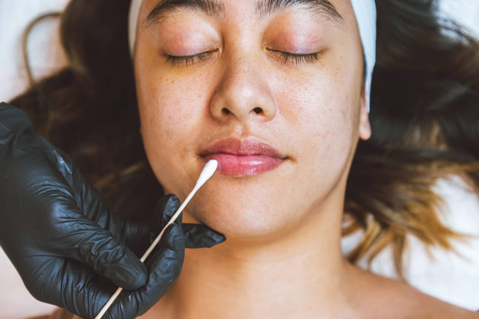 Our Story About Us Silver Mirror Facial Bar