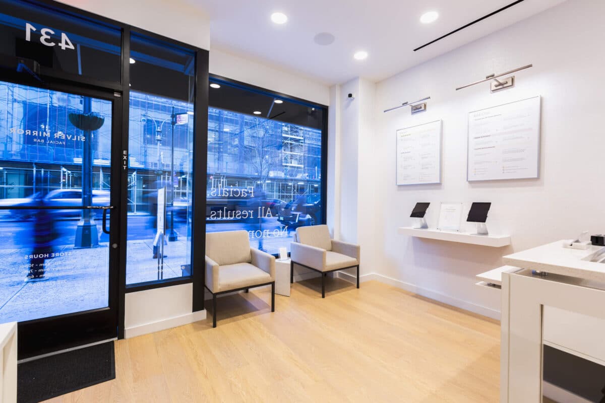 Facial Treatment Services in Bryant Park, NYC | Silver Mirror Facial Bar
